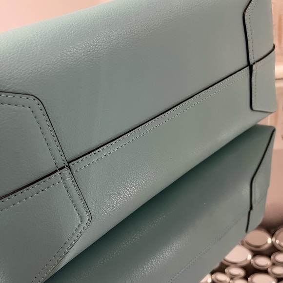 Kate Spade ♠️ Float On Poolside Splash 2pc leather tote & wristlet Reversible - Picture 5 of 7